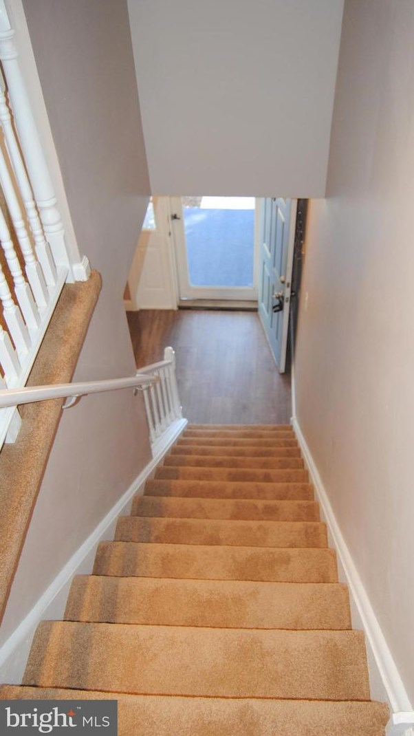 62 Ardsley Ct, Upper Makefield PA  18940-2309 exterior