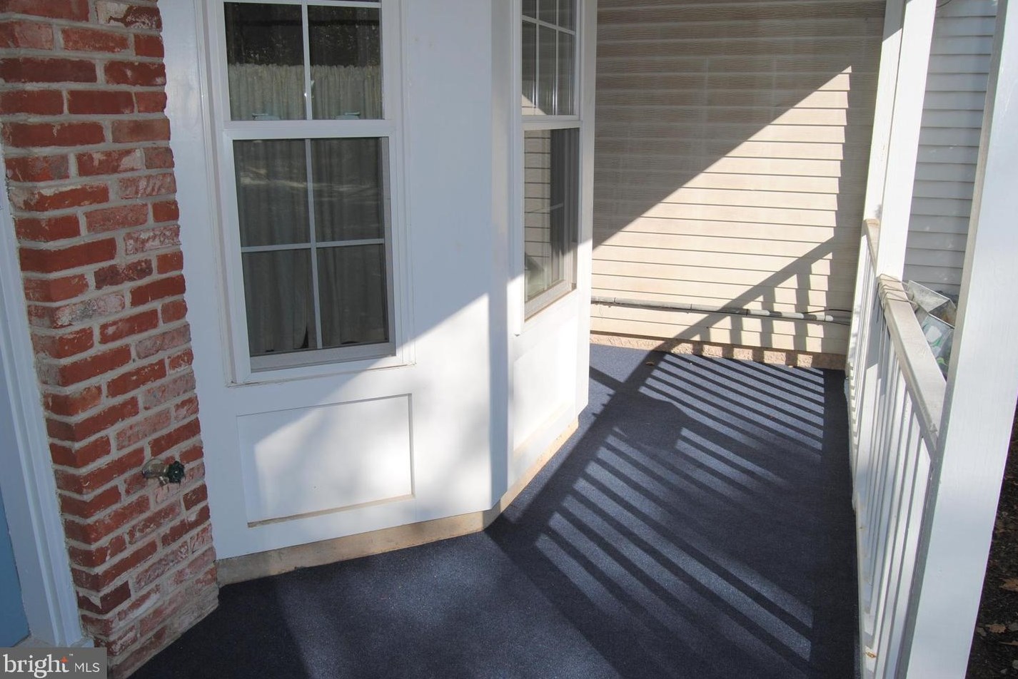 62 Ardsley Ct, Upper Makefield PA  18940-2309 exterior