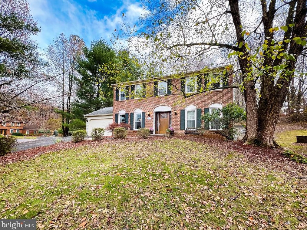 739 Norfolk Ln, Langhorne, PA 19053-2488