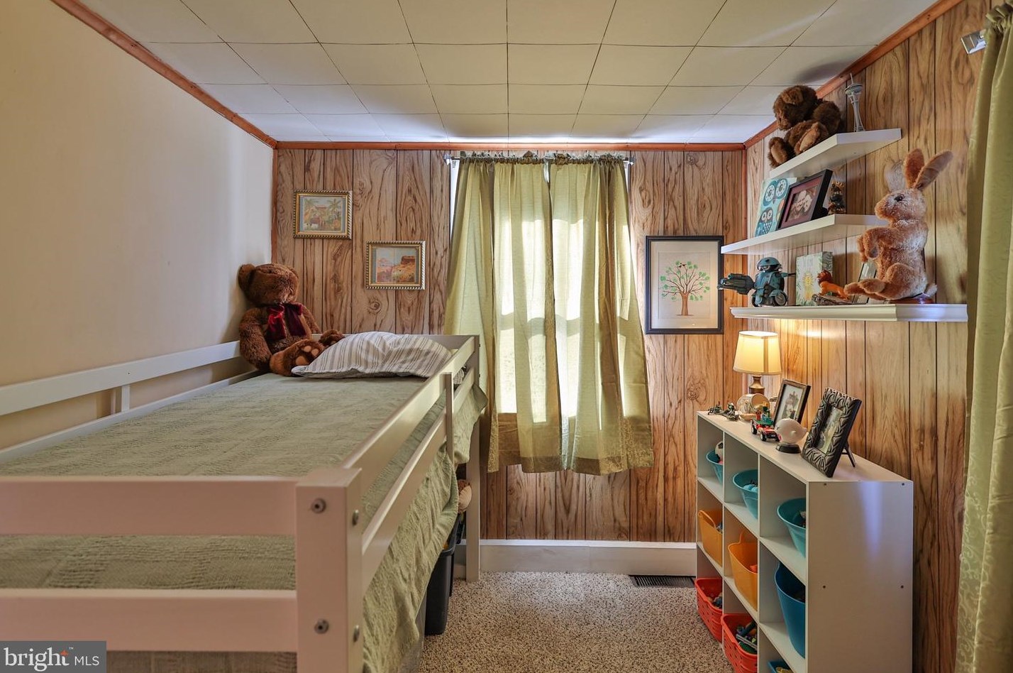 2028 Ridge Rd, Sellersville PA  18960-3056 exterior