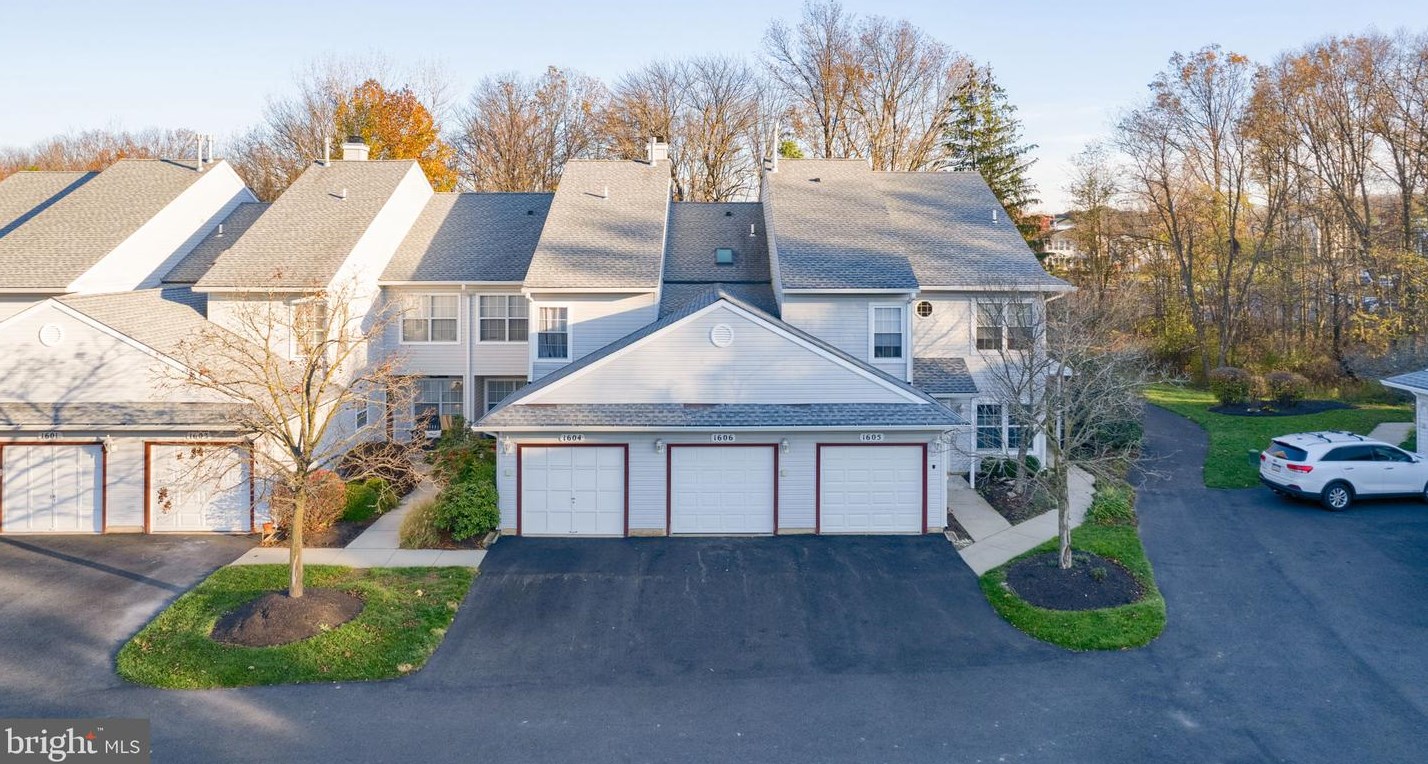 1606 Lynbrooke Dr, Yardley, PA 19067