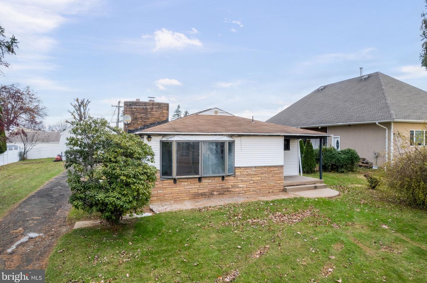 206 Hickory Ave, Langhorne, PA 19053-4420