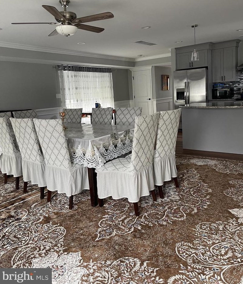 29 Hilltop Rd, Langhorne, PA 19053