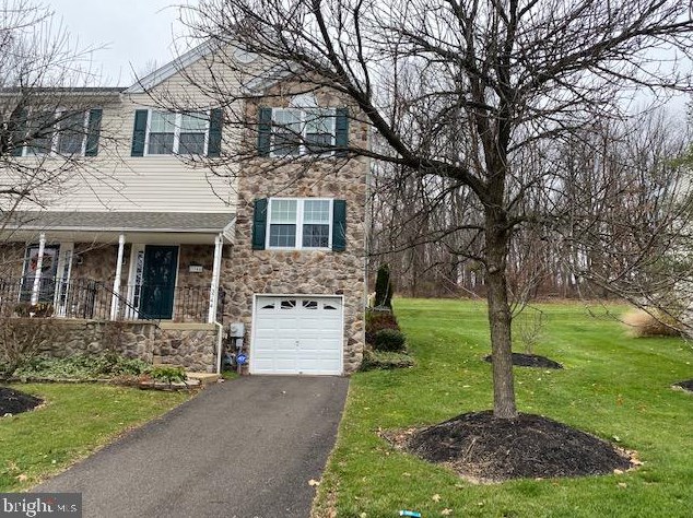3744 Swetland Dr, Gardenville, PA