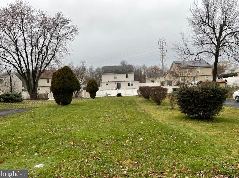 2452 Linconia Ave, Langhorne, PA 19053