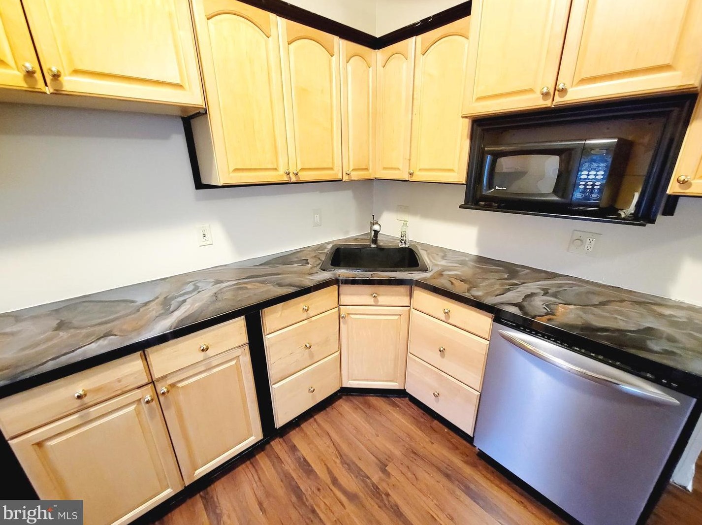 1122 Taylorsville Rd #102, Washington Crossing, PA 18977