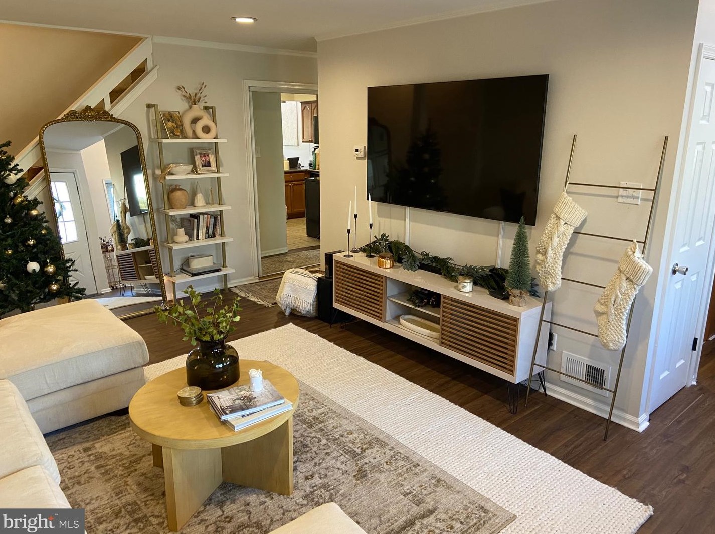 46 Heather Ct, Upper Makefield PA  18940-1542 exterior