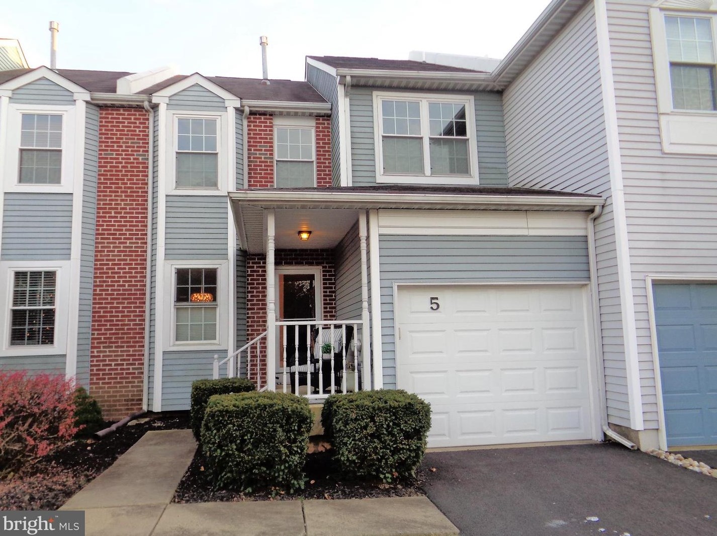 5 Kirkwood Dr, Upper Makefield, PA 18940-1783