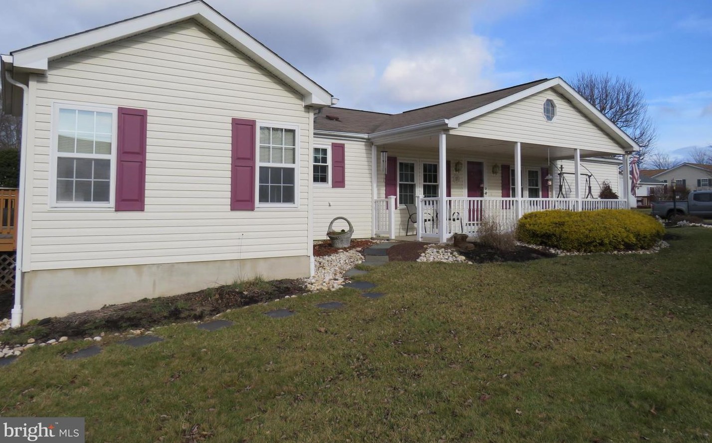 284 Countryside Cir, New Hope, PA 18938-1603