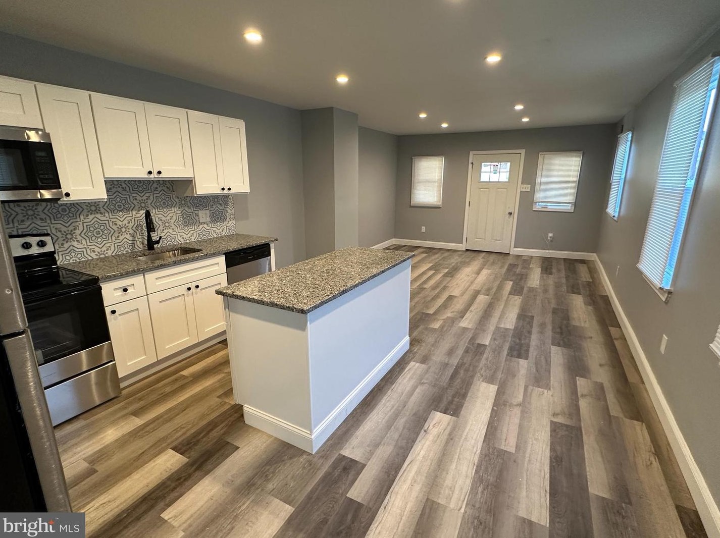 415 Dorrance St, Edgely, PA 19007