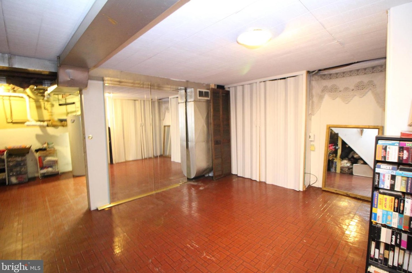 1743 Highland Ave, Langhorne PA  19047-3720 exterior