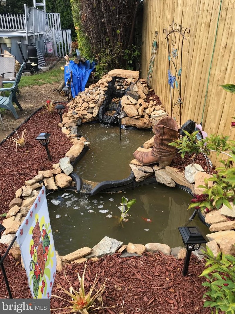 1743 Highland Ave, Langhorne PA  19047-3720 exterior