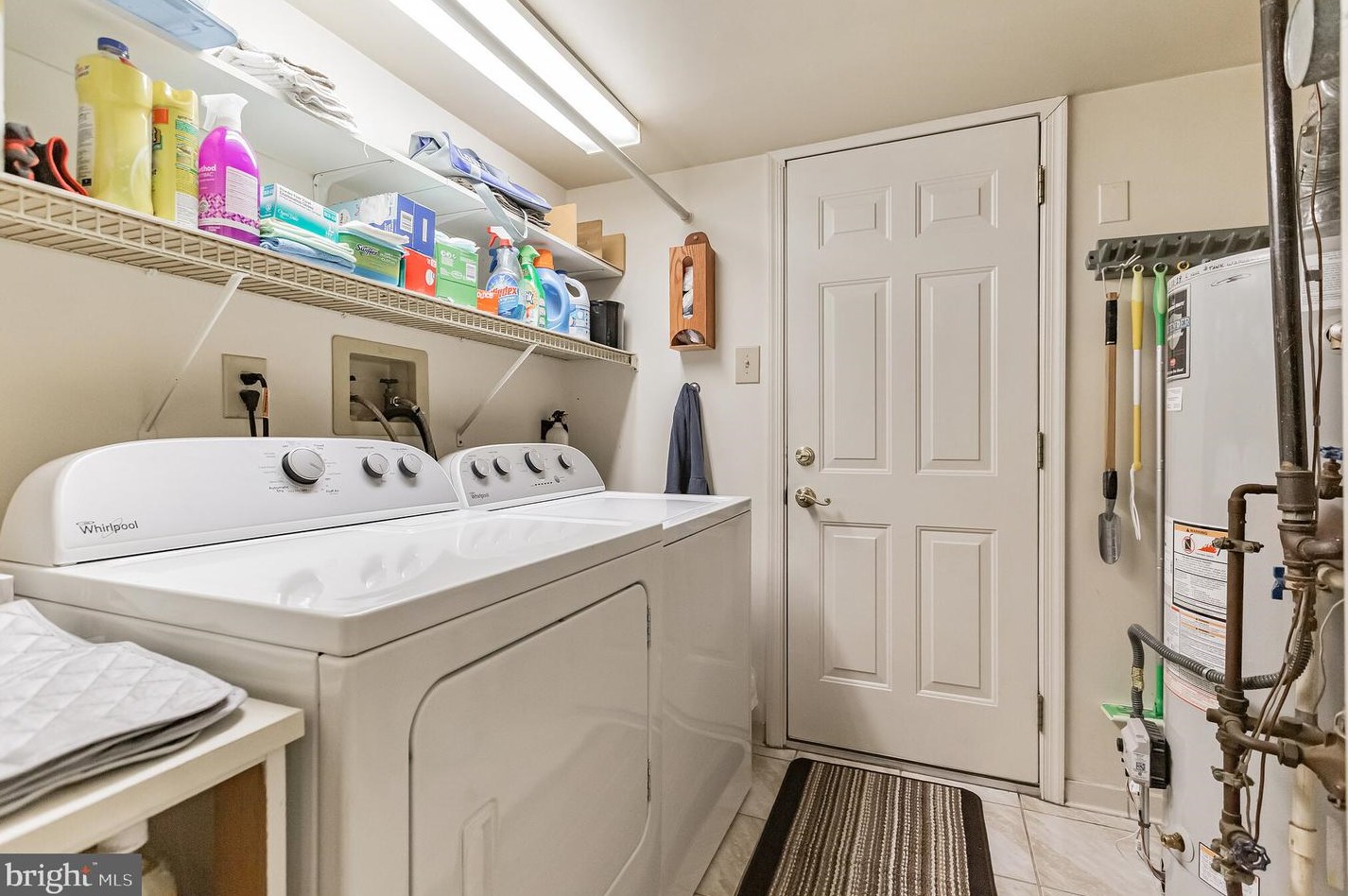 54 Magnolia Dr, Upper Makefield PA  18940-9236 exterior