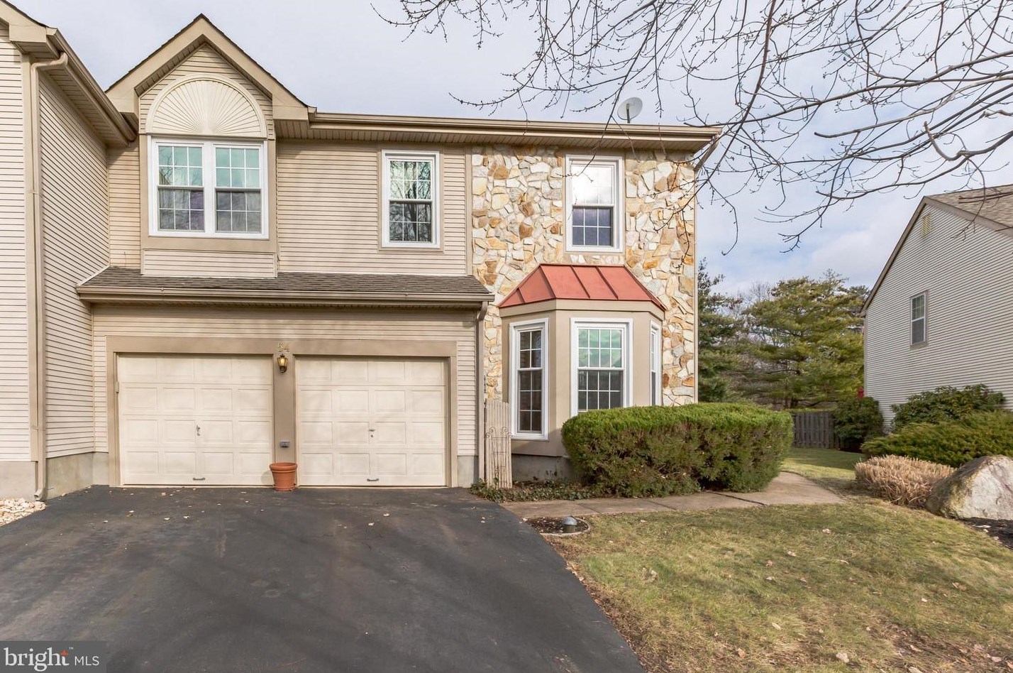54 Magnolia Dr, Upper Makefield, PA 18940-9236
