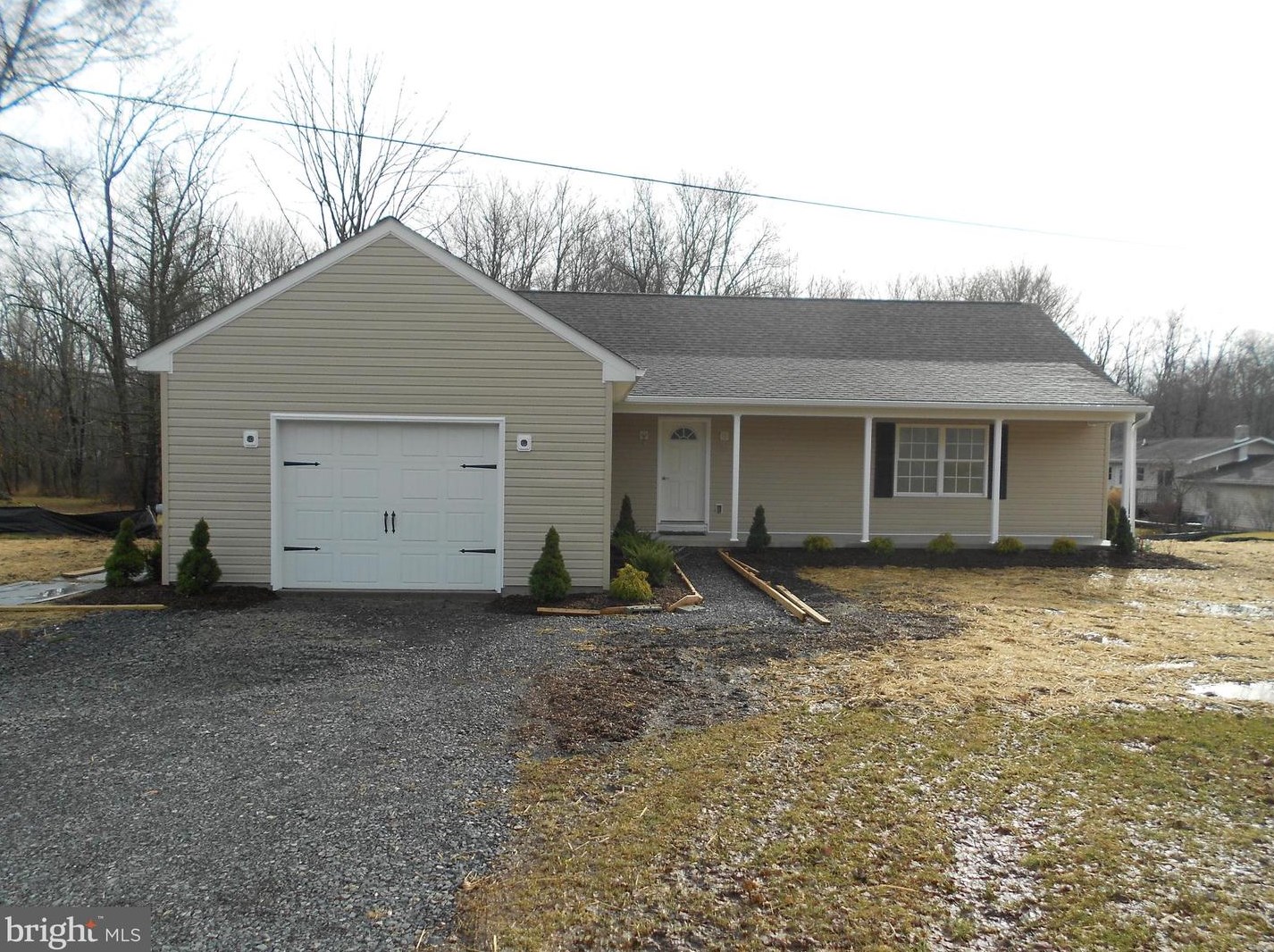 2101 Hill Rd #16, Sellersville, PA 18960