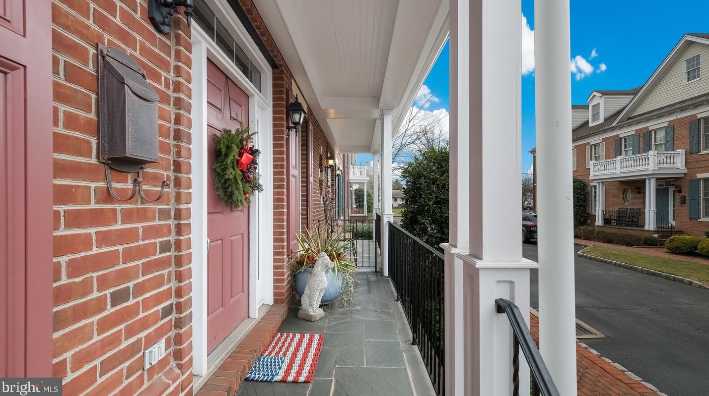 113 Madison St, Upper Makefield PA  18940-2166 exterior