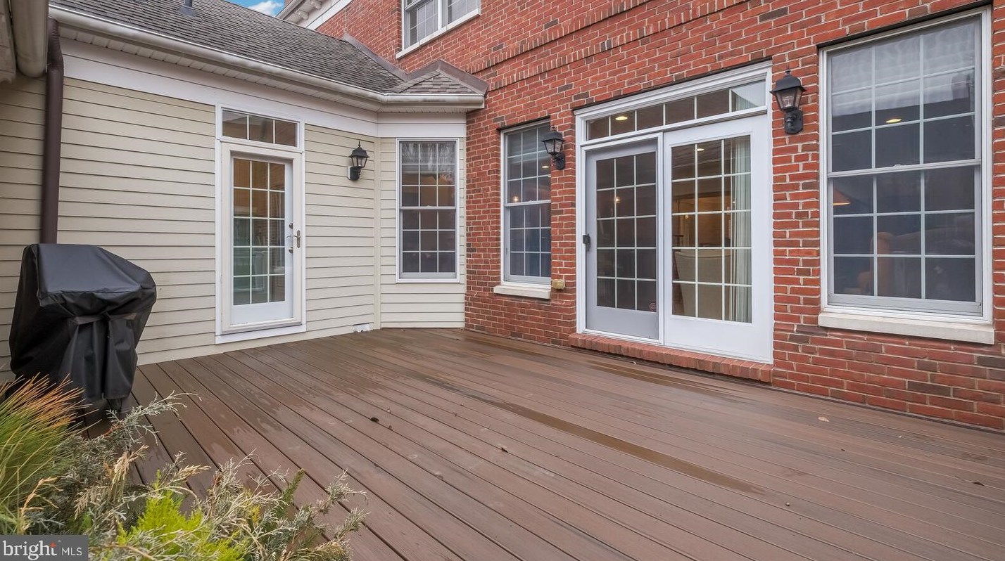 113 Madison St, Upper Makefield PA  18940-2166 exterior