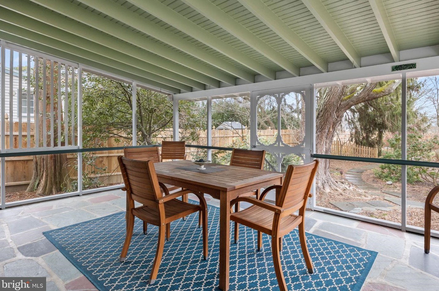 35 Chancellor St, Upper Makefield PA  18940-2107 exterior