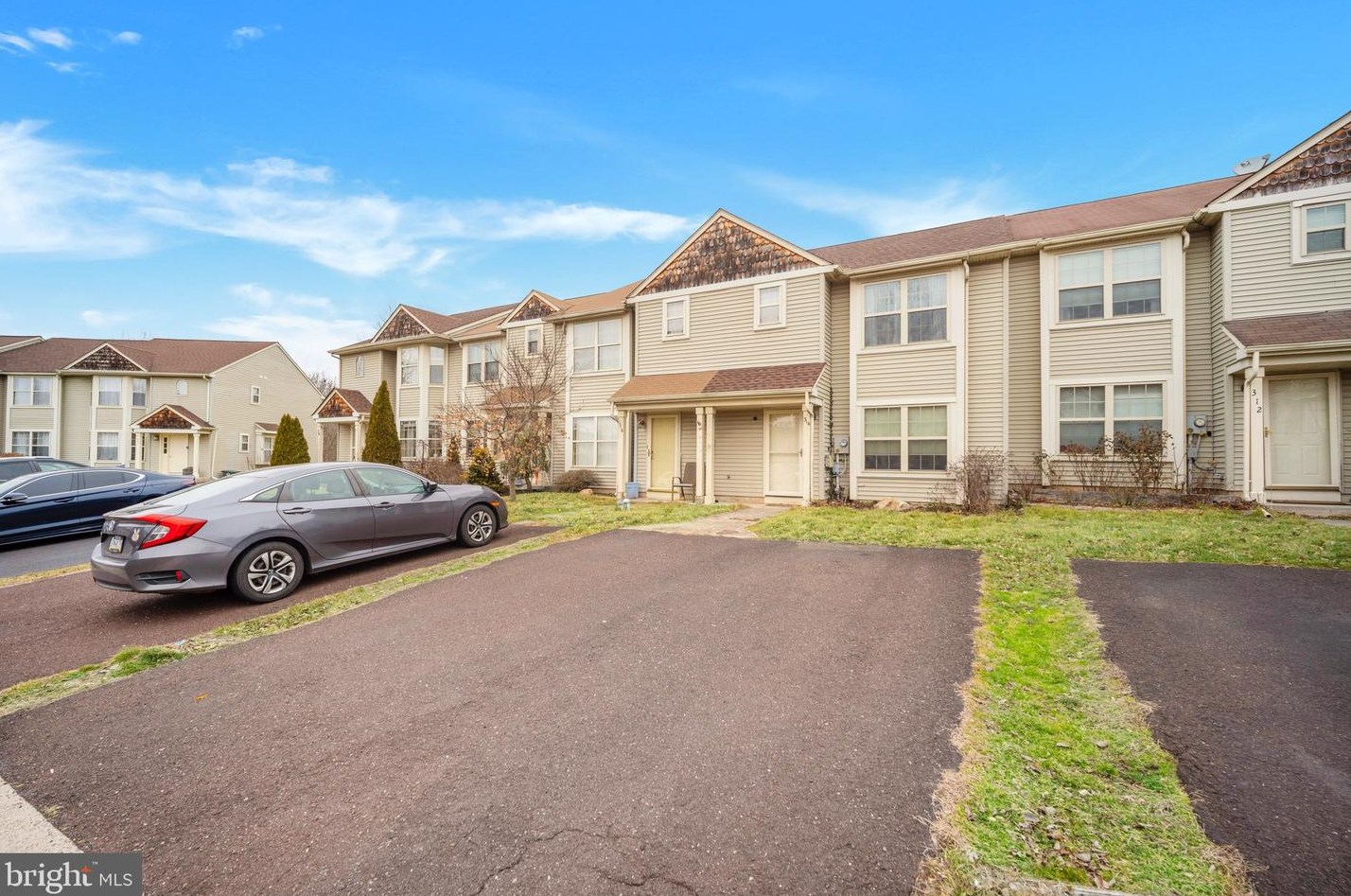314 Kent Ln, Perkasie, PA 18944-1675