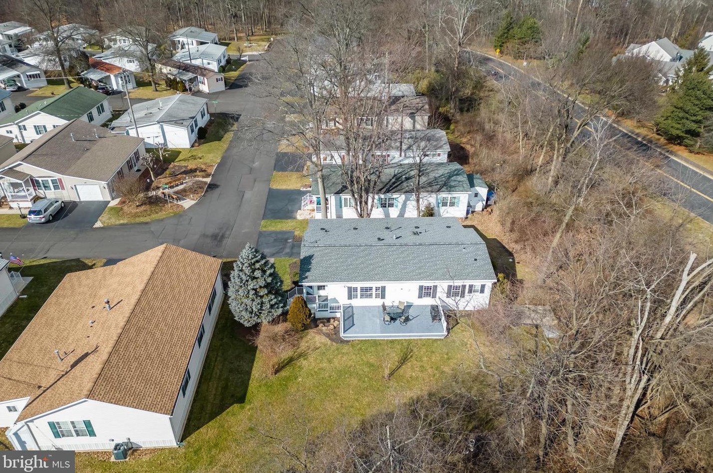 75 Little Farm Ln, Chalfont PA  18914-2233 exterior