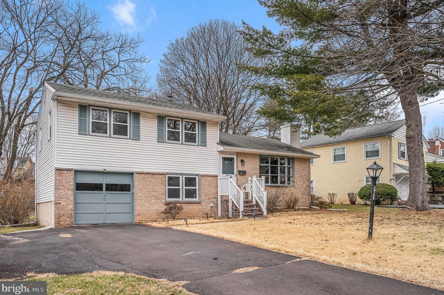 59 Meadow Ln, Gardenville, PA 18901