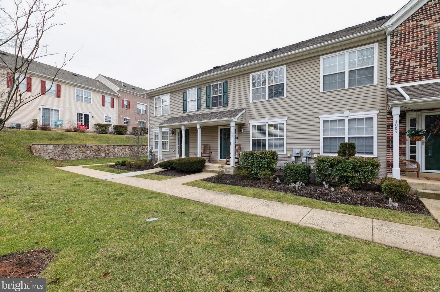 4007 Captain Molly Cir, Gardenville, PA