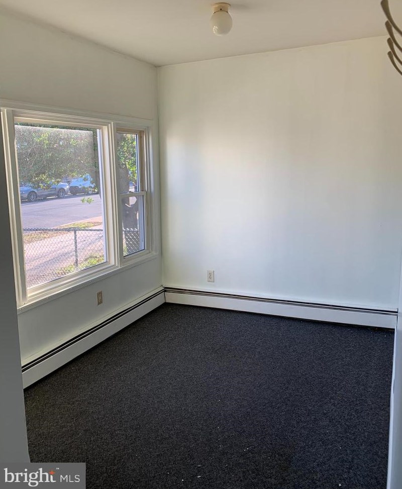 438 Jefferson Ave, Edgely PA  19007-3925 exterior