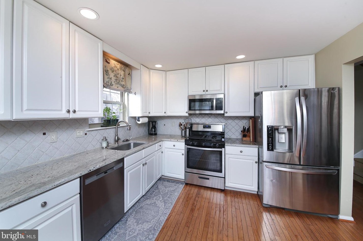 5069 Sagewood Ct, Gardenville PA  18902-6202 exterior