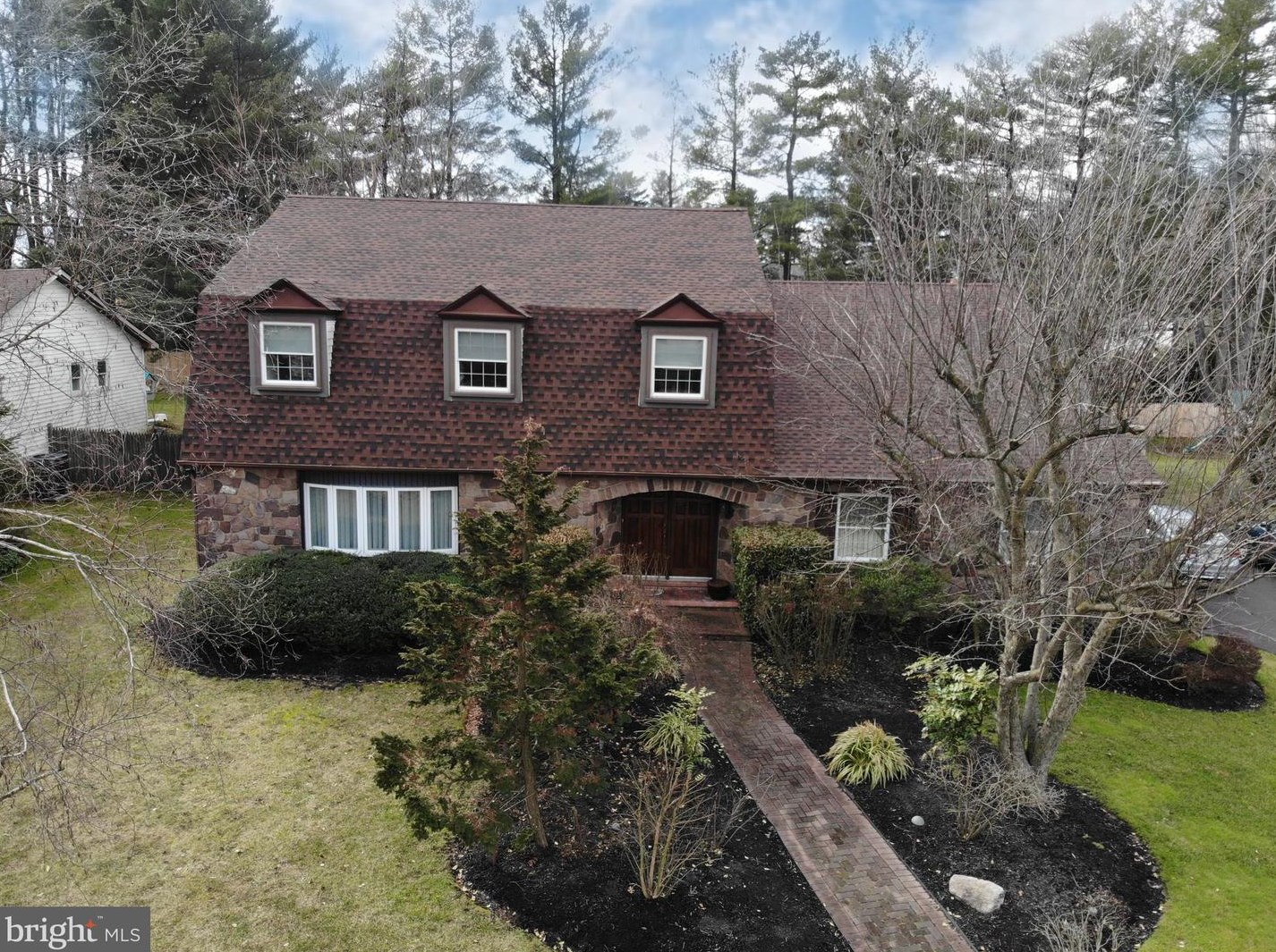 1850 Autumn Leaf Ln, Huntingdon Valley, PA 19006