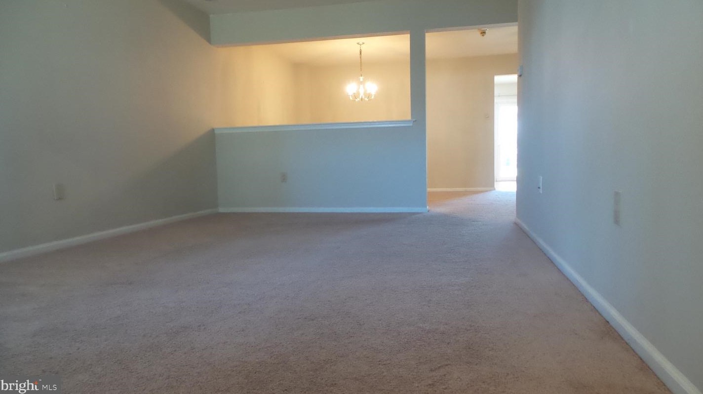 4 Birch Ct, Upper Makefield PA  18940-9253 exterior