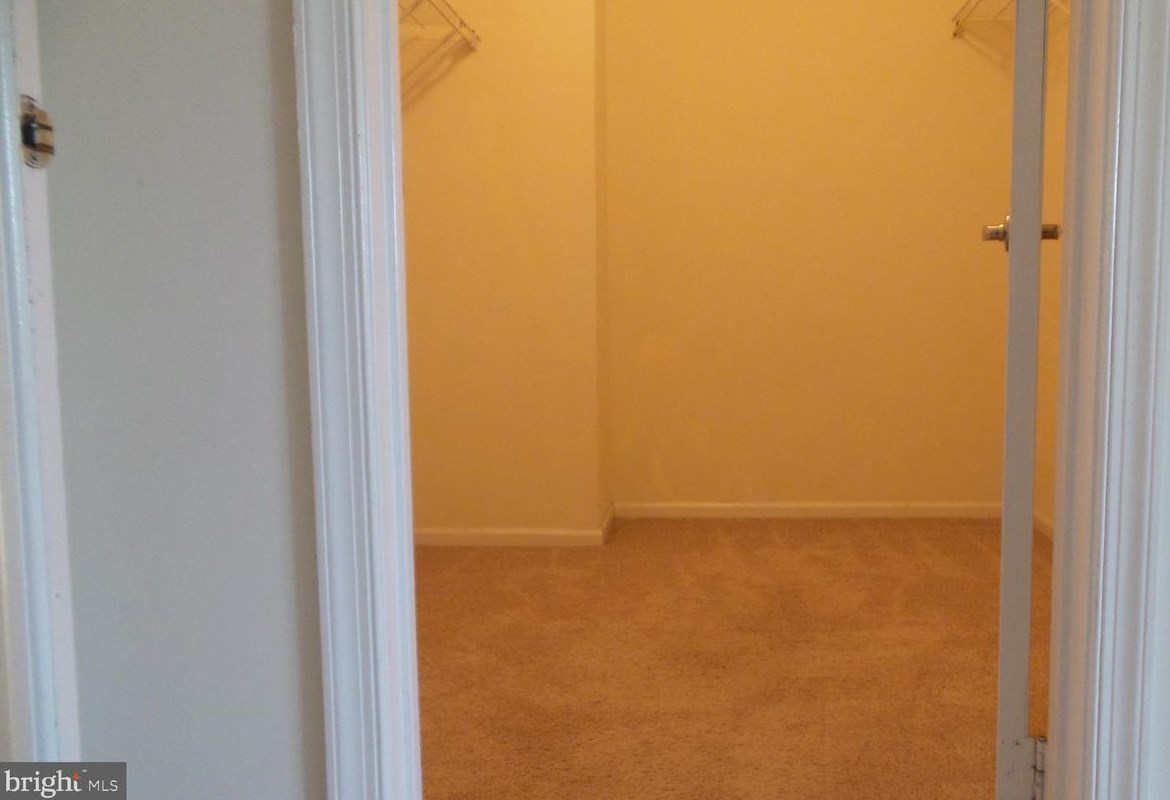 4 Birch Ct, Upper Makefield PA  18940-9253 exterior