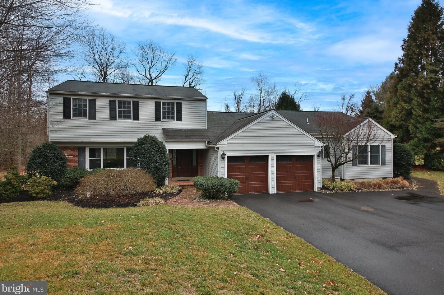 4591 Watson Dr, Gardenville, PA