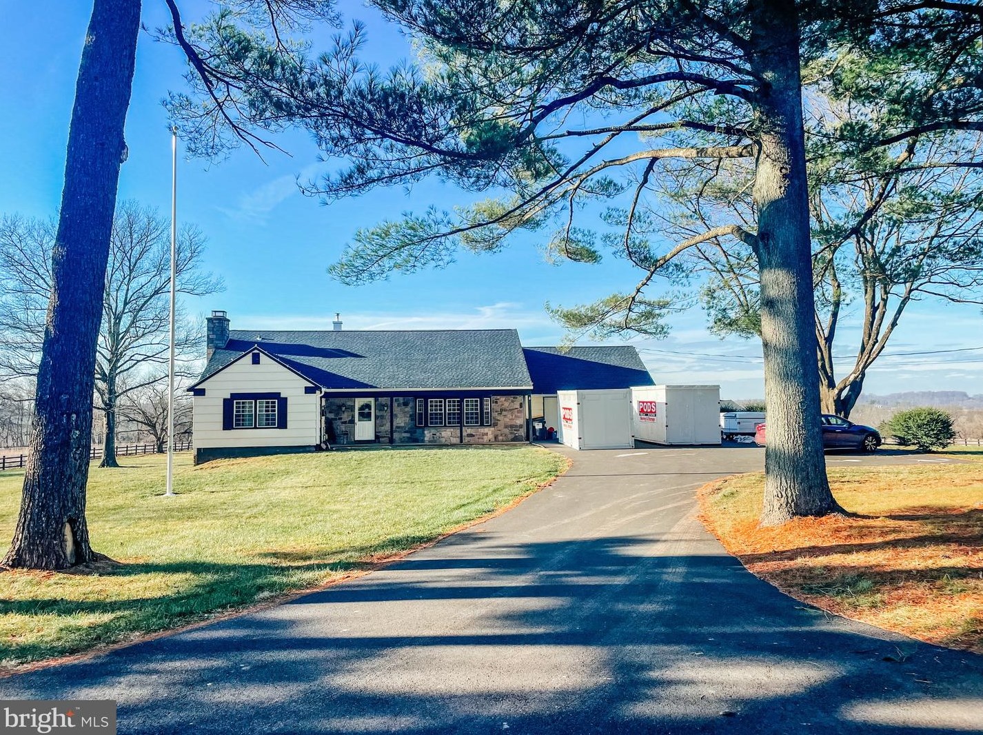 2955 Windy Bush Rd, Upper Makefield, PA 18940