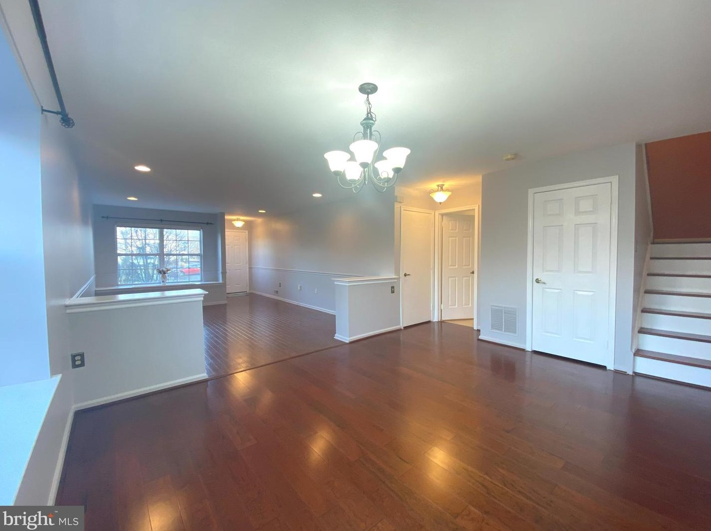 212 Mulberry Pl, Upper Makefield PA  18940-9298 exterior