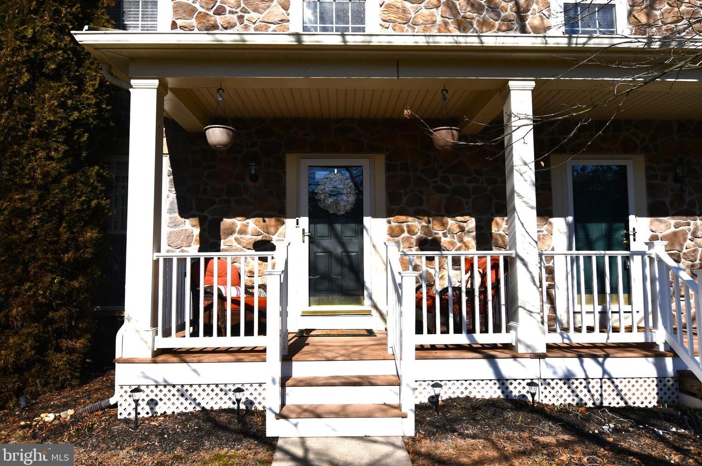 449 Bucks Rd, Perkasie, PA 18944-4160