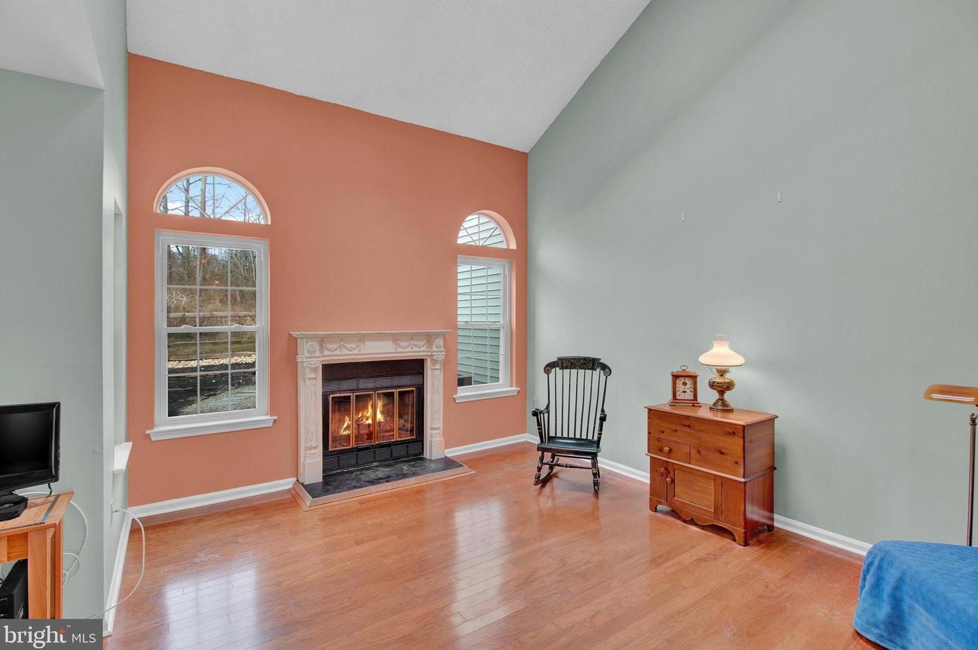 24 Sassafras Cir, Upper Makefield PA  18940-9232 exterior