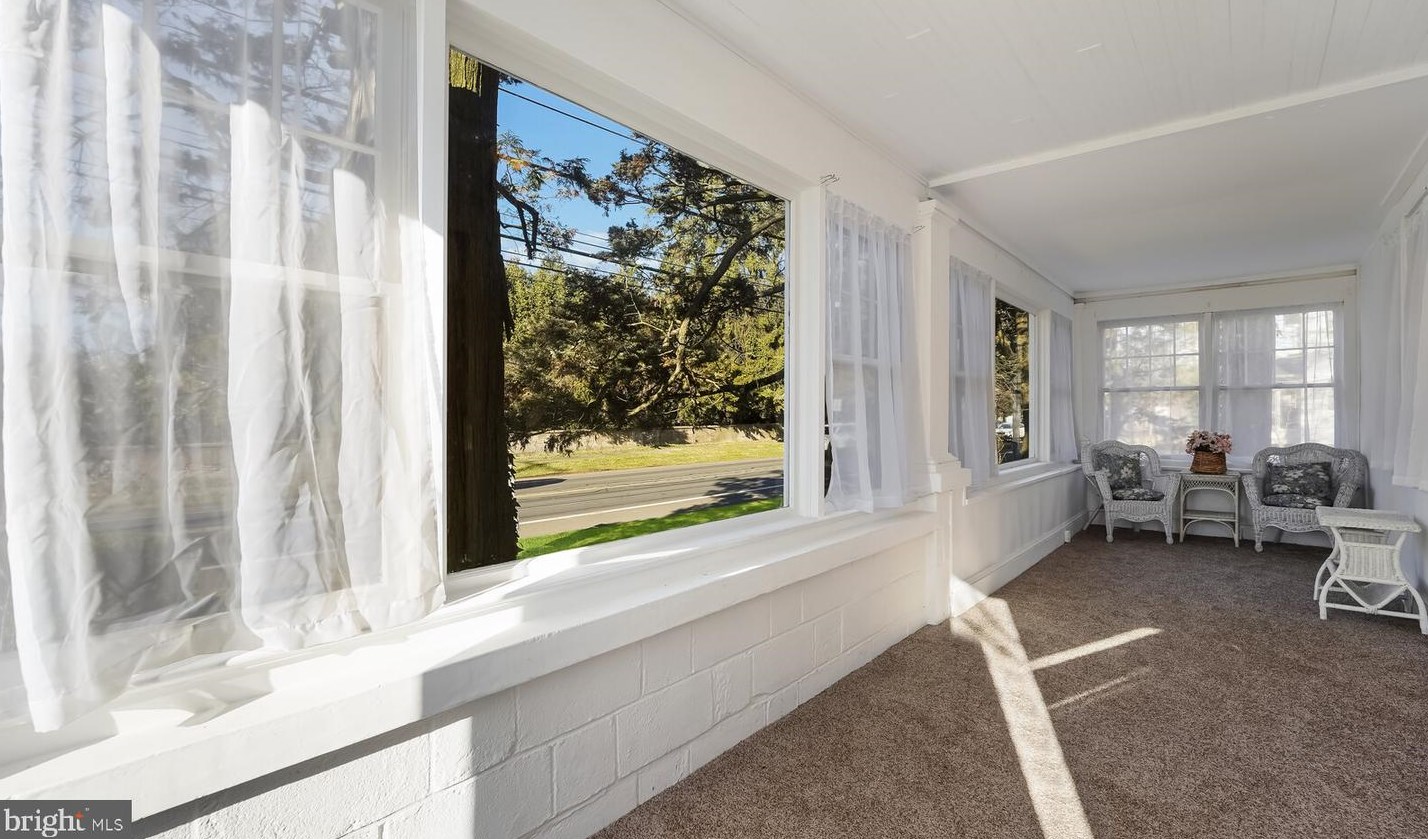 428 Maple Ave, Langhorne PA  19047-2726 exterior