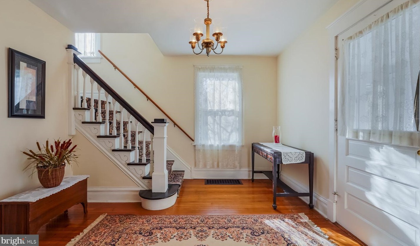 428 Maple Ave, Langhorne PA  19047-2726 exterior