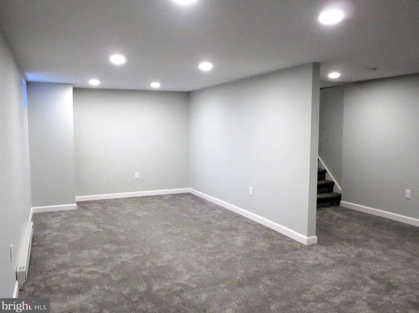 74 Bellwood Dr, Langhorne PA  19053-7215 exterior