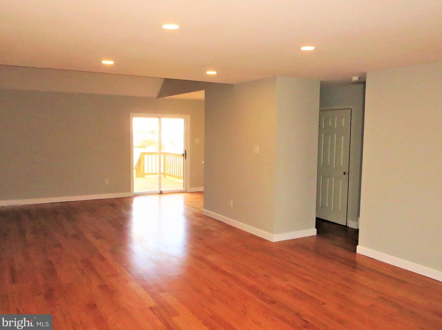 74 Bellwood Dr, Langhorne, PA 19053-7215