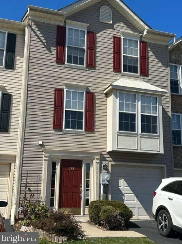 529 Westfield Ct, Quakertown, PA 18951