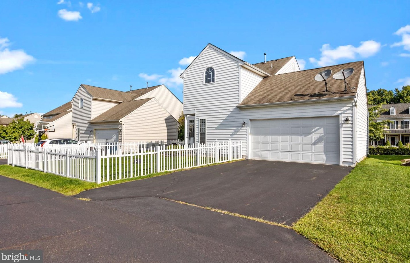 274 Barnhill Rd, Perkasie PA  18944-4415 exterior