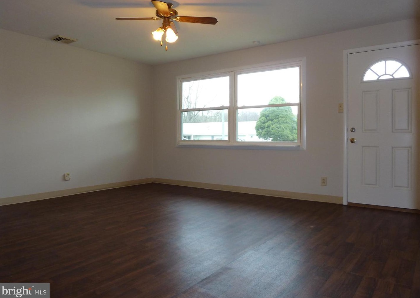 263 Yorkshire Rd, Fairless Hills, PA 19030