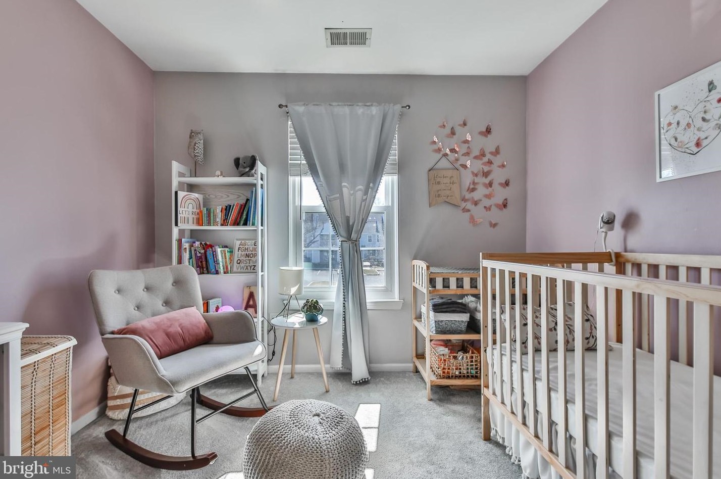 702 Mews Dr, Sellersville PA  18960-2740 exterior