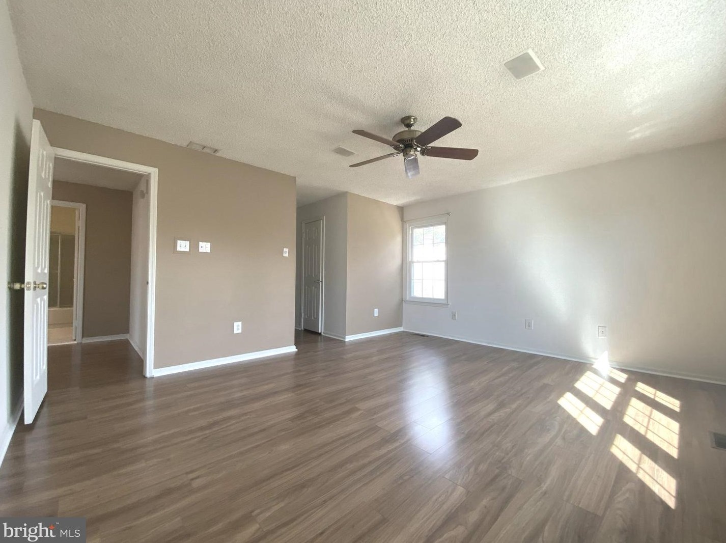 54 Magnolia Dr, Upper Makefield PA  18940-9236 exterior