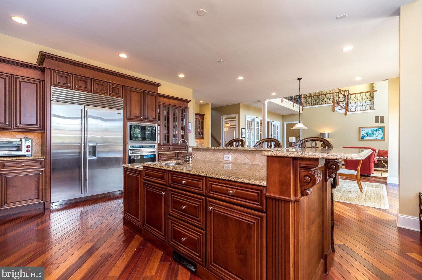 11 Holme Ct, Upper Makefield PA  18940-3024 exterior