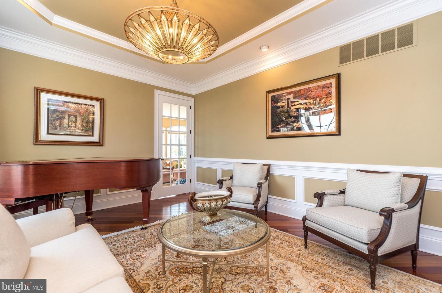 11 Holme Ct, Upper Makefield PA  18940-3024 exterior