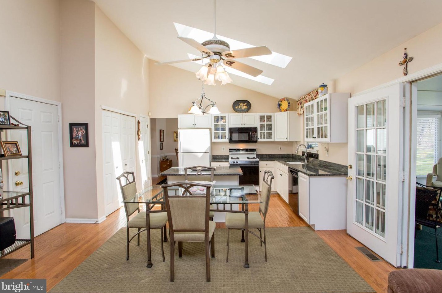 98 Steeplechase Dr, Gardenville PA  18901-5714 exterior