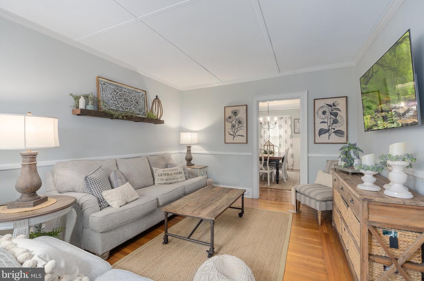 27 Green St, Sellersville PA  18960-2407 exterior