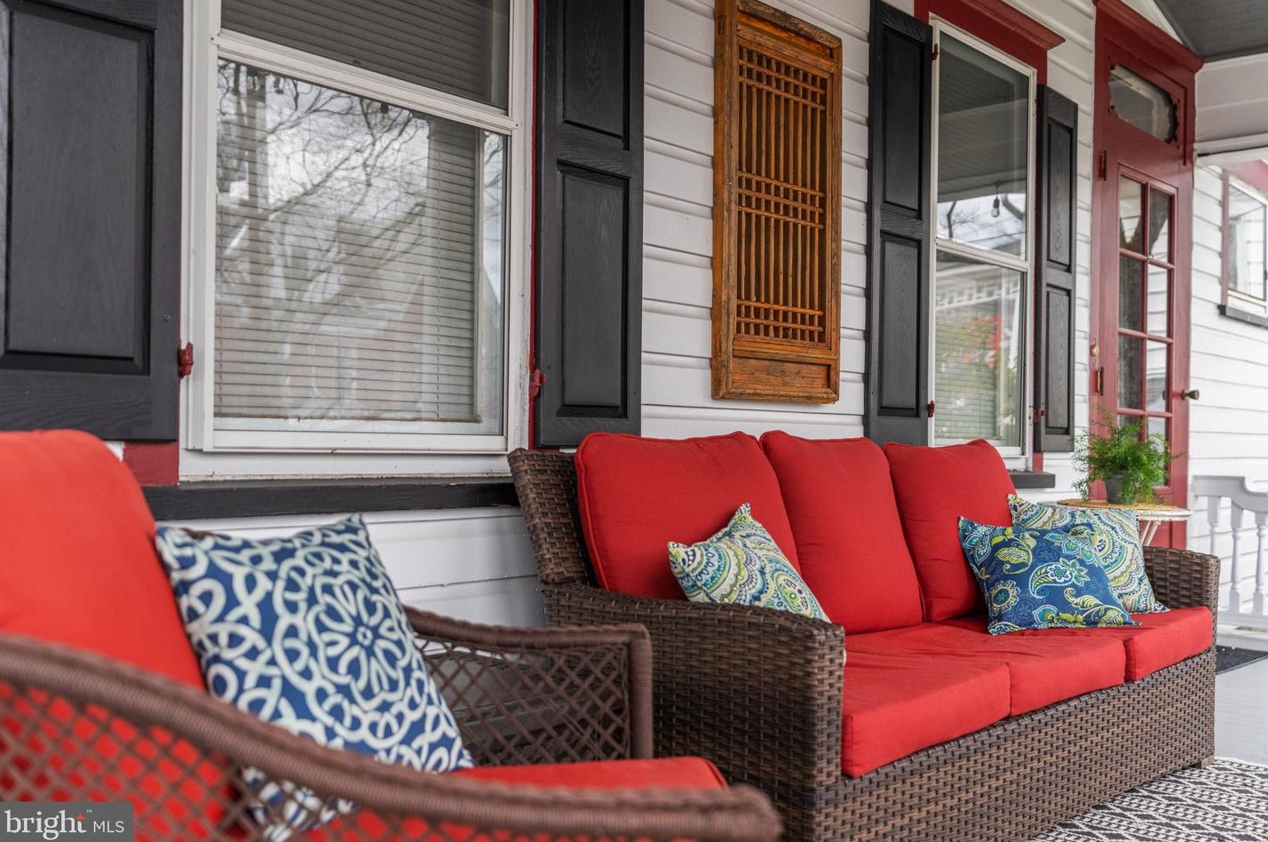 27 Green St, Sellersville PA  18960-2407 exterior